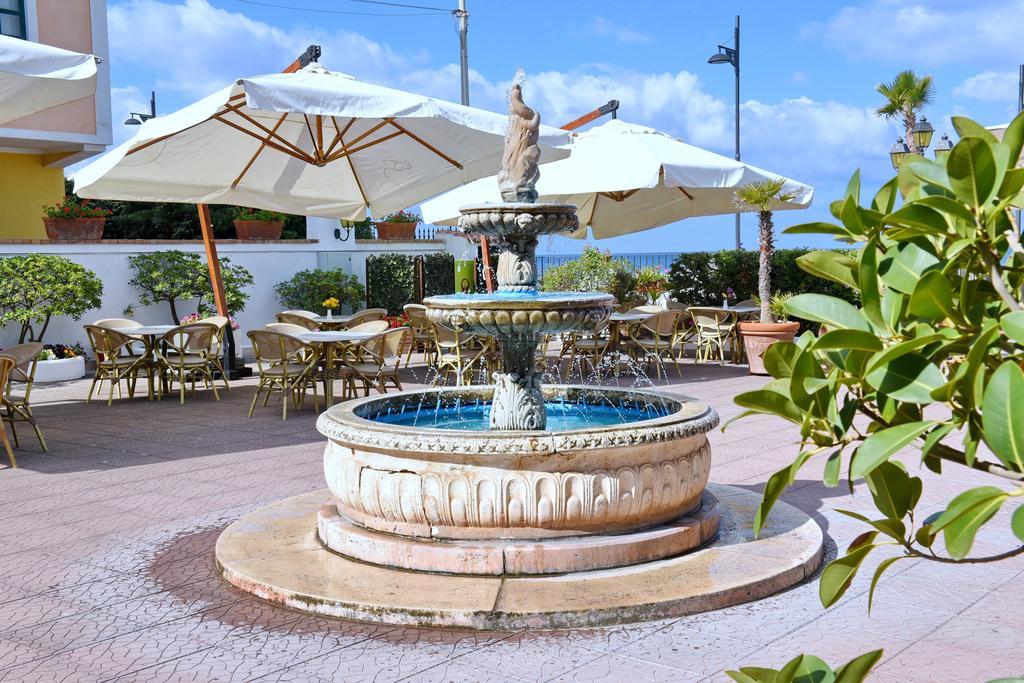 Hotel Costa D'Oro Santa Maria di Castellabate Exterior photo